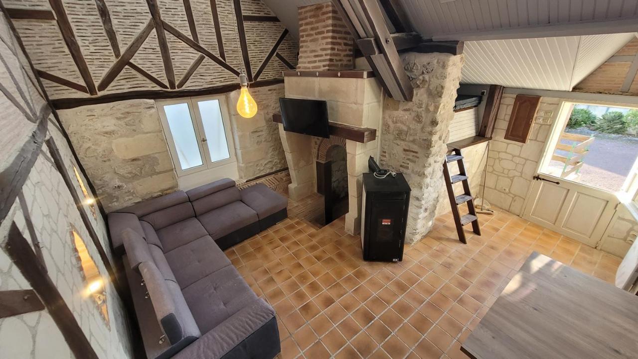 Gite De Charme Proche Loire A Velo Avec Jacuzzi Privatif Savonnières Exterior foto